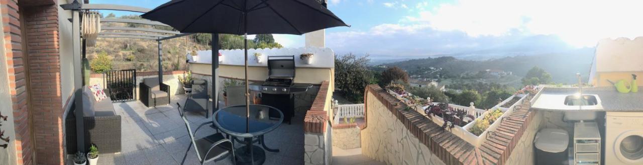 Studio Views Apartment, Cortijo Fruitful Hills Málaga Esterno foto